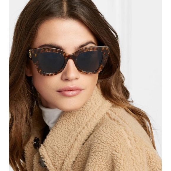 😍 Fendi Brown Zucca Cat Eye Sunglasses 😎 - Picture 8 of 10